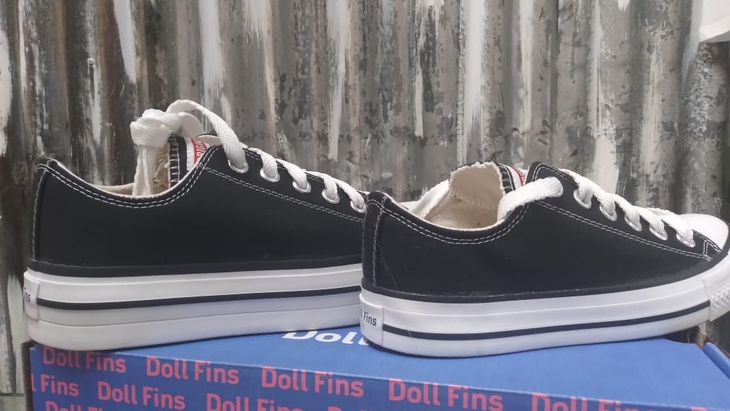 zapatillas de lona negra base alta Dollfins 05